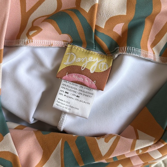 Vintage Yoga Set - Leggings and Bralette - Picture 3 of 3